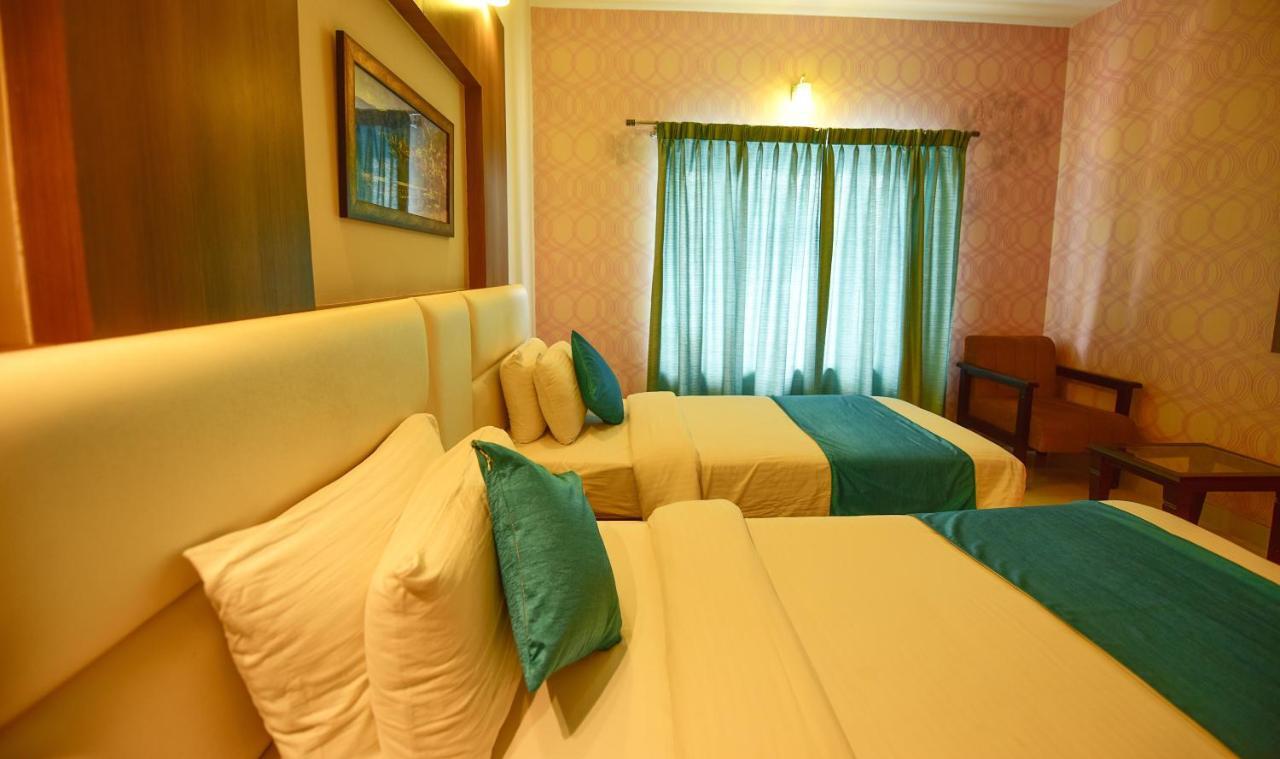 Hotel Sanman Gardenia Bangalore Bagian luar foto